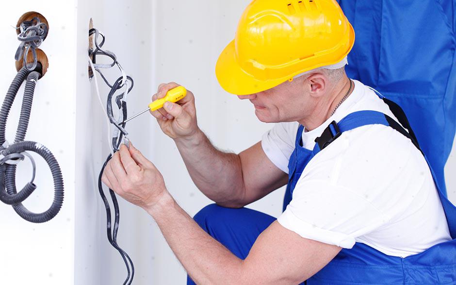 électricien urgence Élancourt